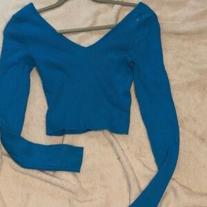 Forever 21 Off-the-Shoulder Blue Ribbed Cropped Sweater size Medium